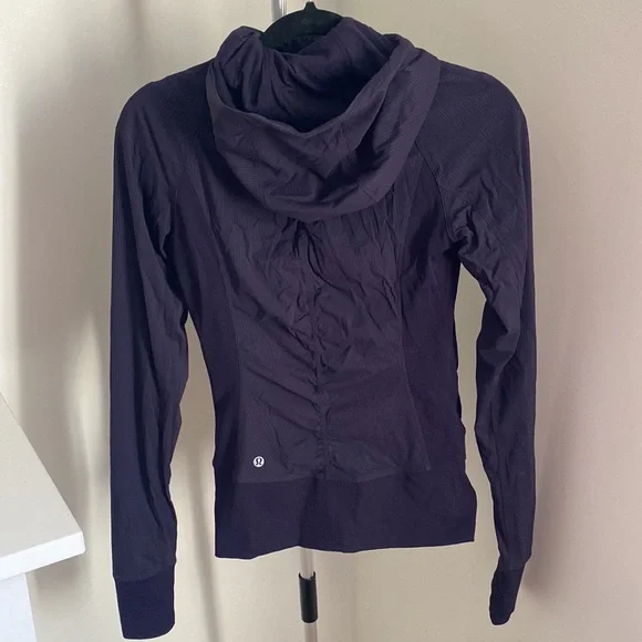Lululemon Reversible Sweater - Picture 5 of 6
